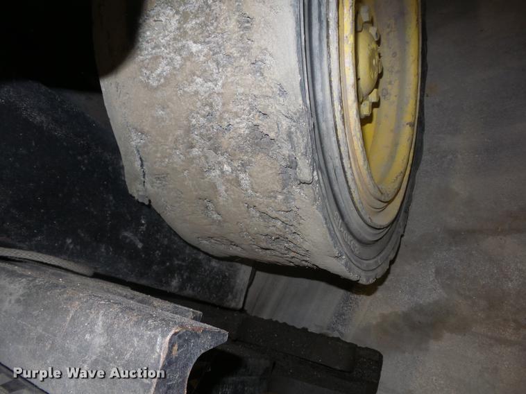 image for item BI9607 Hyster 60 forklift