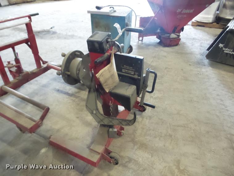 image for item BI9608 Snap-on WB400 wheel balancer