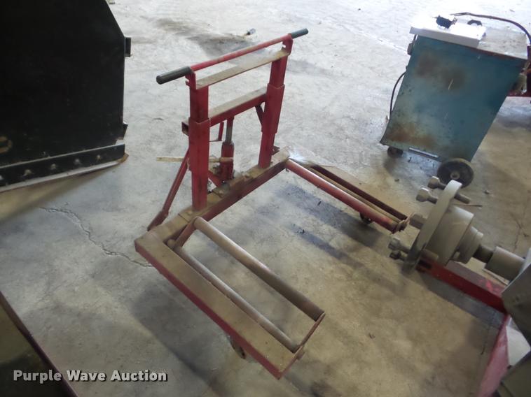 image for item BI9608 Snap-on WB400 wheel balancer