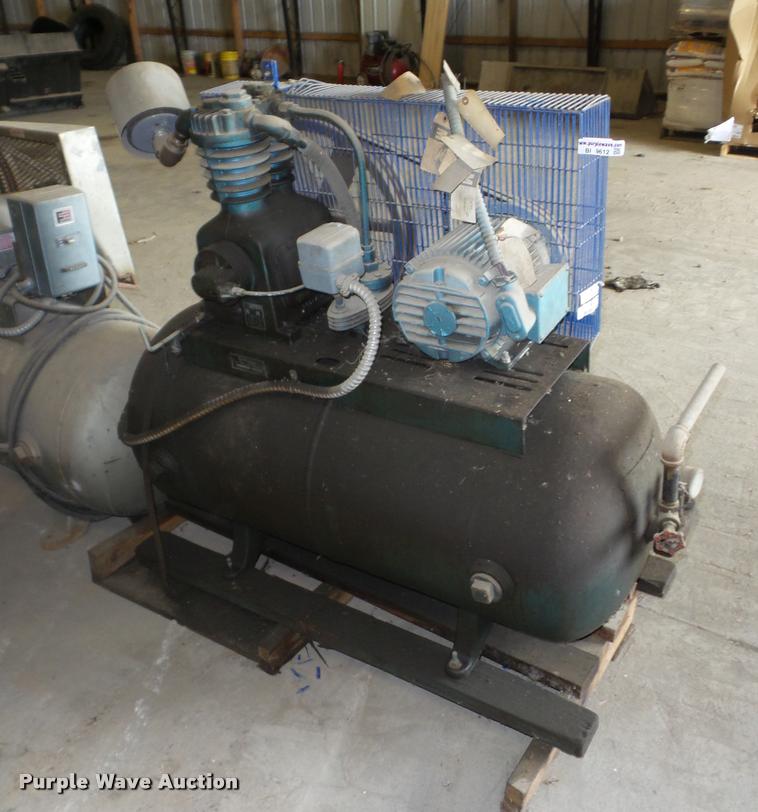 image for item BI9612 DeVilbiss UAE5024 air compressor