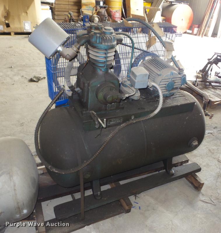 image for item BI9612 DeVilbiss UAE5024 air compressor