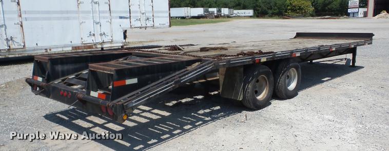image for item BI9616 2006 Elite equipment trailer