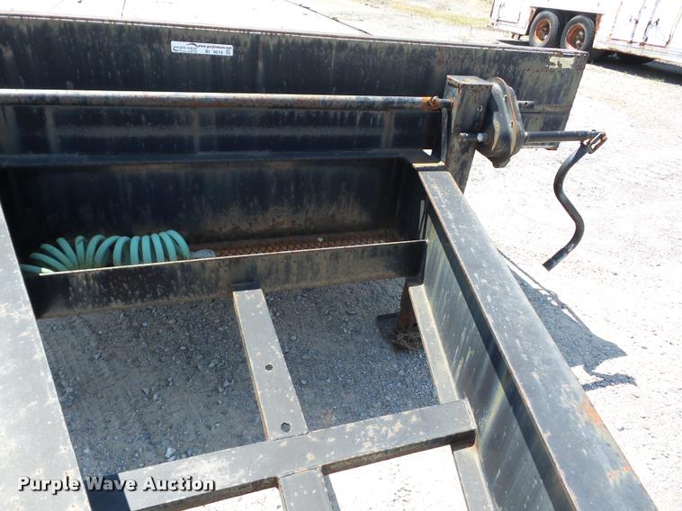 image for item BI9616 2006 Elite equipment trailer