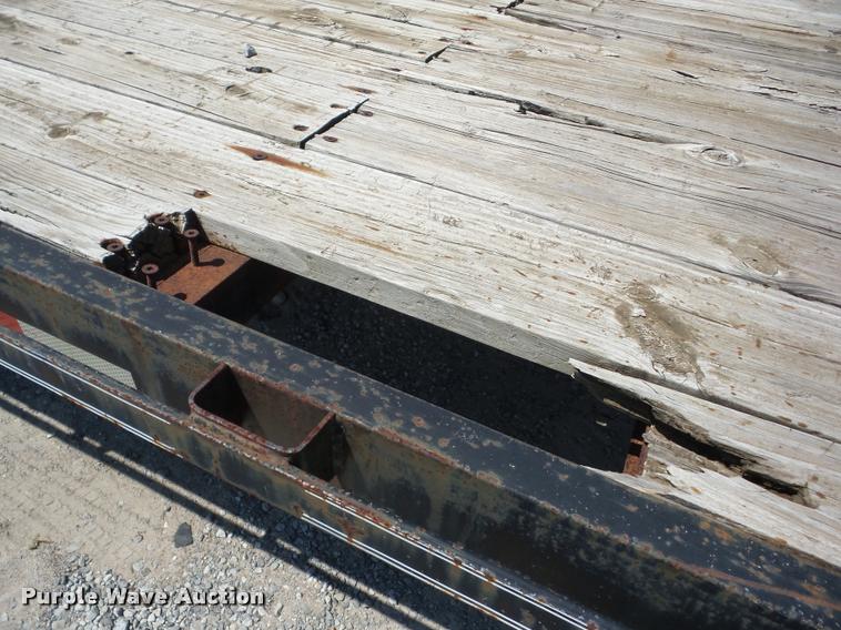 image for item BI9616 2006 Elite equipment trailer