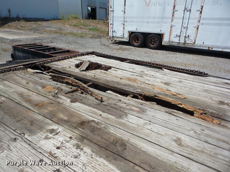 image for item BI9616 2006 Elite equipment trailer