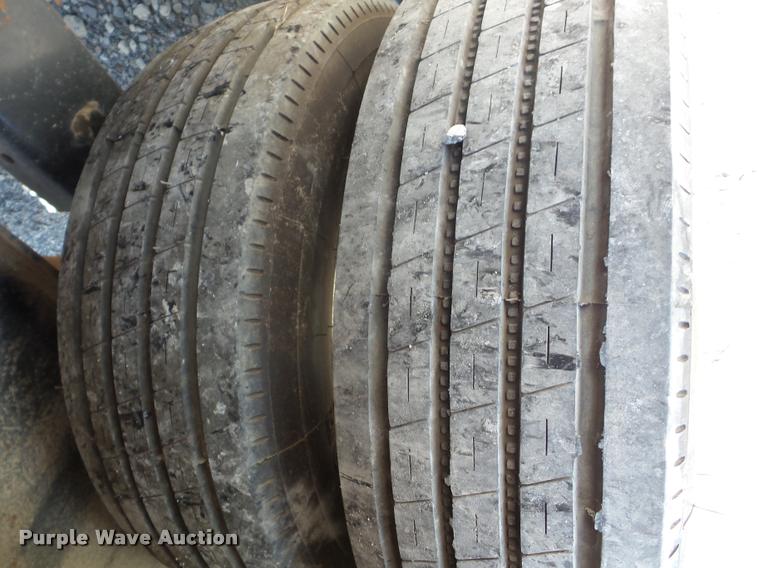 image for item BI9616 2006 Elite equipment trailer