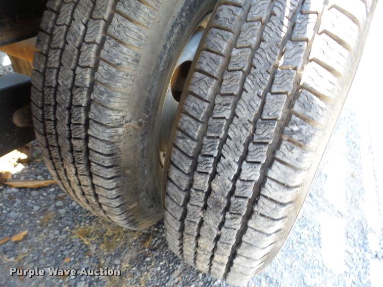 image for item BI9616 2006 Elite equipment trailer