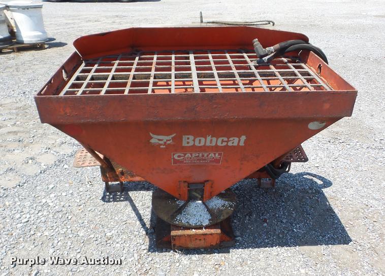 image for item BI9619 2010 Bobcat HS8 spreader