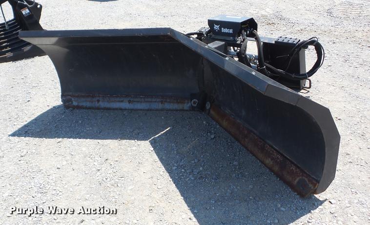 image for item BI9622 2013 Bobcat V-blade 108
