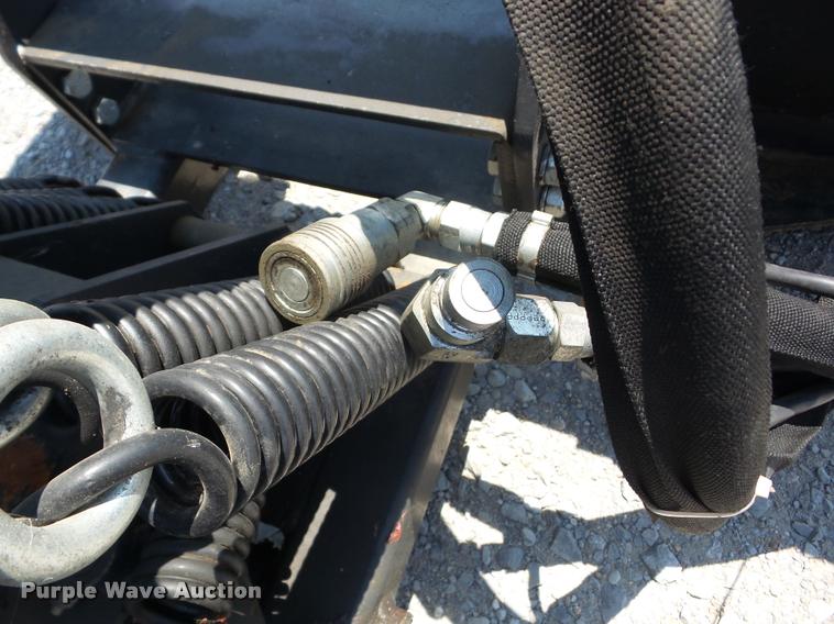 image for item BI9622 2013 Bobcat V-blade 108