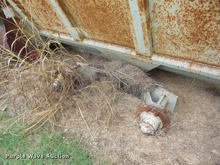 image for item BI9624 Knight ProTwin Slinger 8030 manure spreader