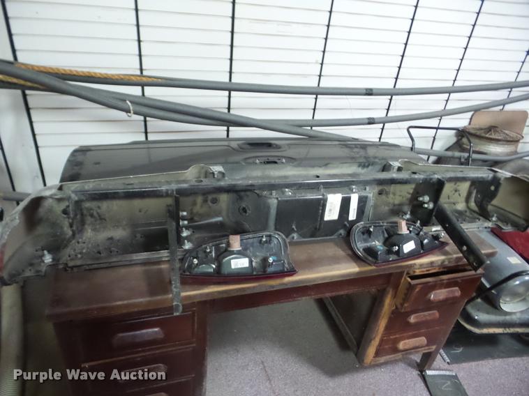 image for item BI9630 2015 Ford F250 pickup truck bed