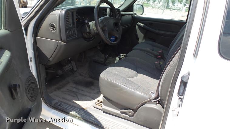 image for item DA1173 2005 Chevrolet Silverado 1500 Ext. Cab pickup truck