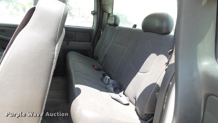 image for item DA1173 2005 Chevrolet Silverado 1500 Ext. Cab pickup truck