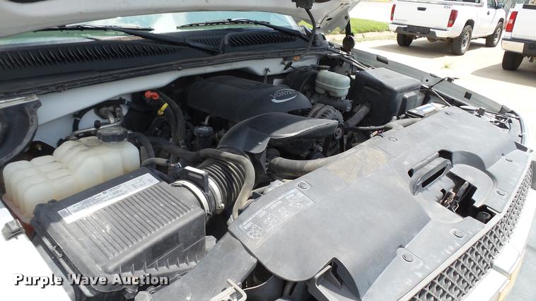 image for item DA1173 2005 Chevrolet Silverado 1500 Ext. Cab pickup truck