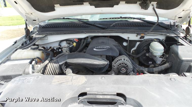 image for item DA1173 2005 Chevrolet Silverado 1500 Ext. Cab pickup truck