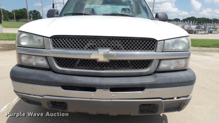 image for item DA1173 2005 Chevrolet Silverado 1500 Ext. Cab pickup truck
