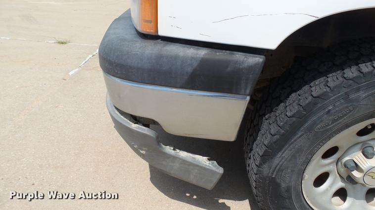 image for item DA1173 2005 Chevrolet Silverado 1500 Ext. Cab pickup truck