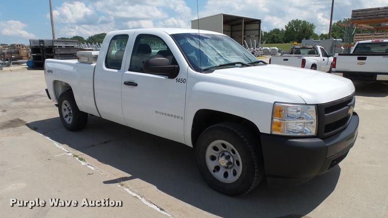 image for item DA1174 2008 Chevrolet Silverado 1500 Ext. Cab pickup truck
