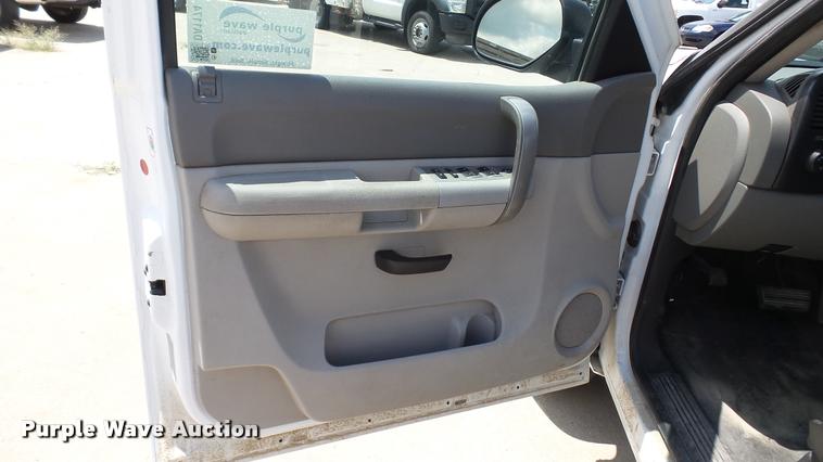 image for item DA1174 2008 Chevrolet Silverado 1500 Ext. Cab pickup truck