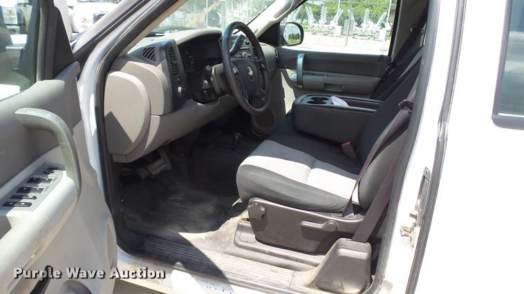 image for item DA1174 2008 Chevrolet Silverado 1500 Ext. Cab pickup truck