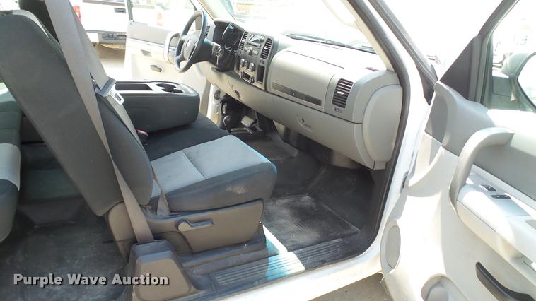 image for item DA1174 2008 Chevrolet Silverado 1500 Ext. Cab pickup truck
