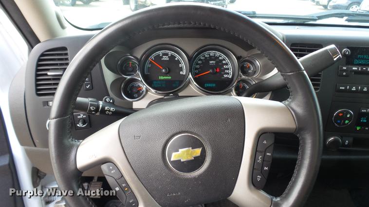 image for item DA1175 2012 Chevrolet Silverado Crew Cab pickup truck