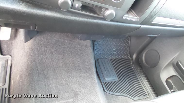 image for item DA1175 2012 Chevrolet Silverado Crew Cab pickup truck