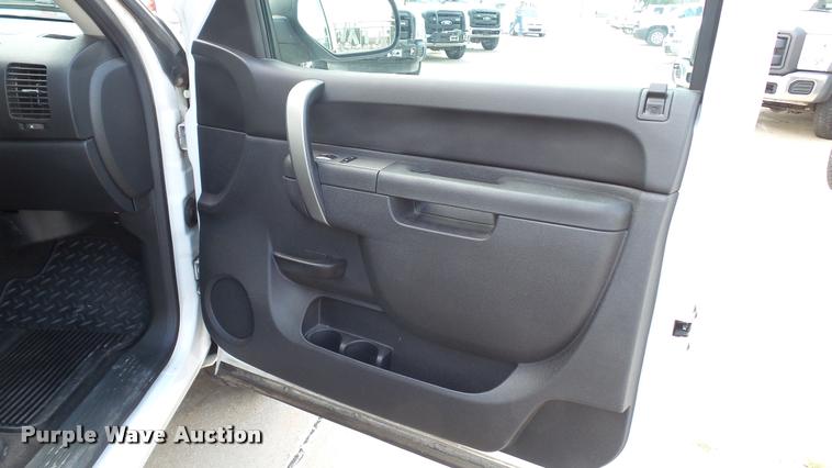 image for item DA1175 2012 Chevrolet Silverado Crew Cab pickup truck