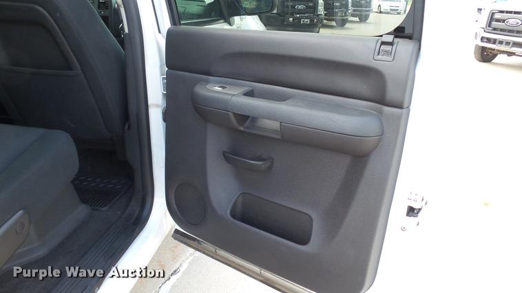 image for item DA1175 2012 Chevrolet Silverado Crew Cab pickup truck