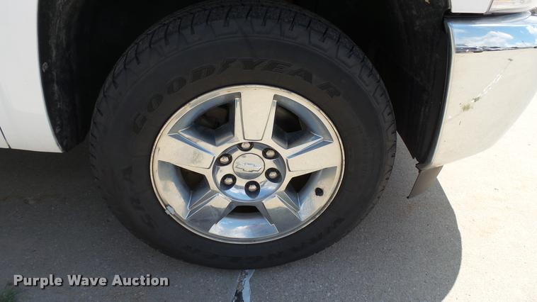 image for item DA1175 2012 Chevrolet Silverado Crew Cab pickup truck