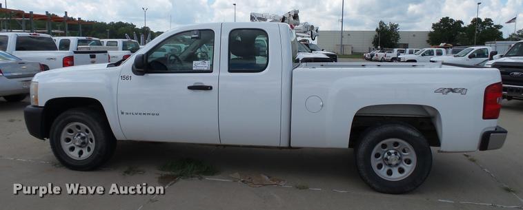 image for item DA1176 2009 Chevrolet Silverado 1500 Ext. Cab pickup truck