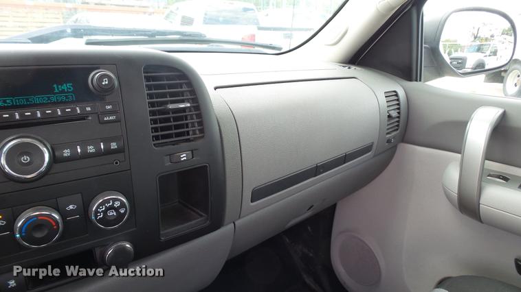 image for item DA1176 2009 Chevrolet Silverado 1500 Ext. Cab pickup truck