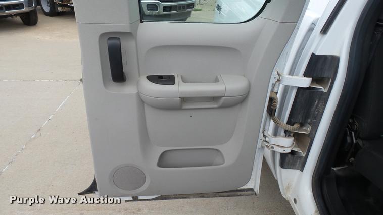 image for item DA1176 2009 Chevrolet Silverado 1500 Ext. Cab pickup truck