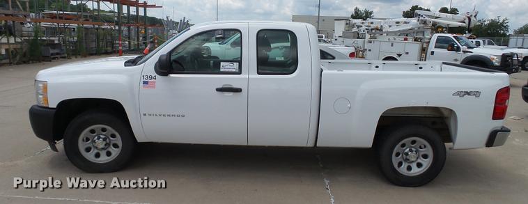 image for item DA1177 2008 Chevrolet Silverado 1500 Ext. Cab pickup truck