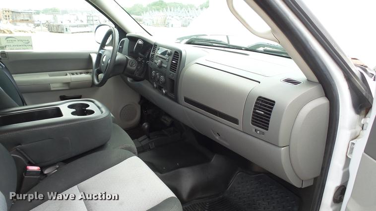 image for item DA1177 2008 Chevrolet Silverado 1500 Ext. Cab pickup truck