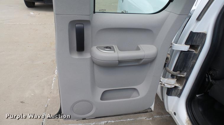 image for item DA1177 2008 Chevrolet Silverado 1500 Ext. Cab pickup truck