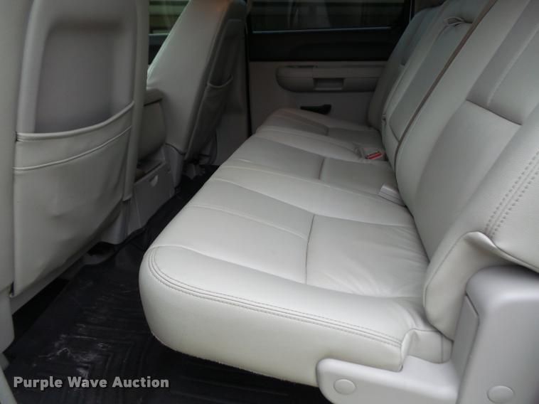 image for item DA1667 2007 Chevrolet Silverado 1500 Crew Cab pickup truck