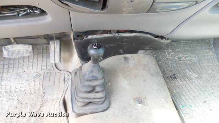 image for item DA1702 1998 Ford F150 pickup truck