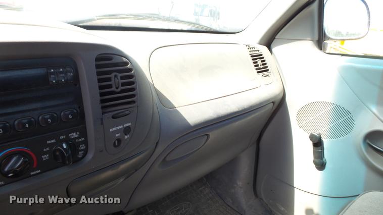 image for item DA1702 1998 Ford F150 pickup truck