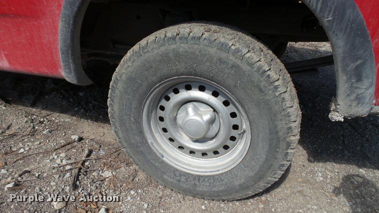 image for item DA1702 1998 Ford F150 pickup truck