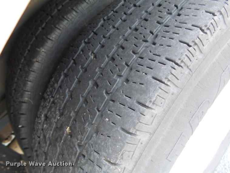 image for item DA2250 2008 Ford E350 Super Duty shuttle bus