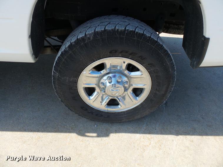 image for item DA2345 2014 Dodge Ram 2500 Crew Cab pickup truck