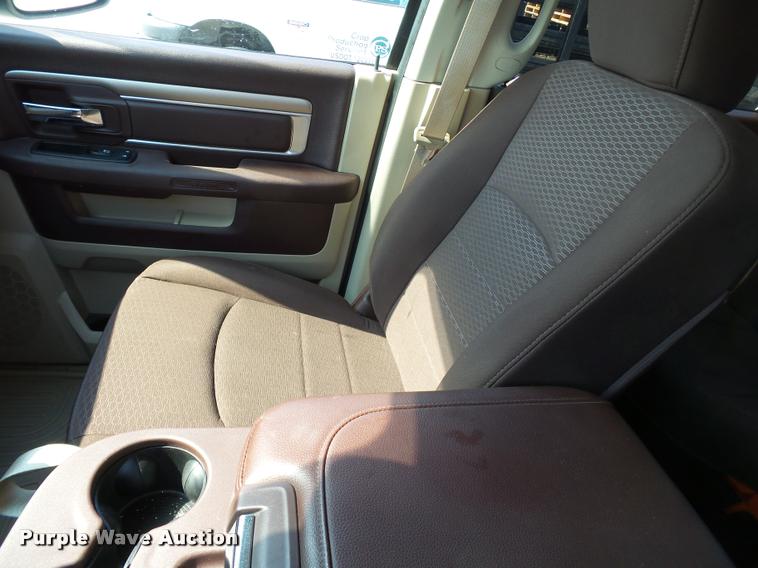 image for item DA2345 2014 Dodge Ram 2500 Crew Cab pickup truck