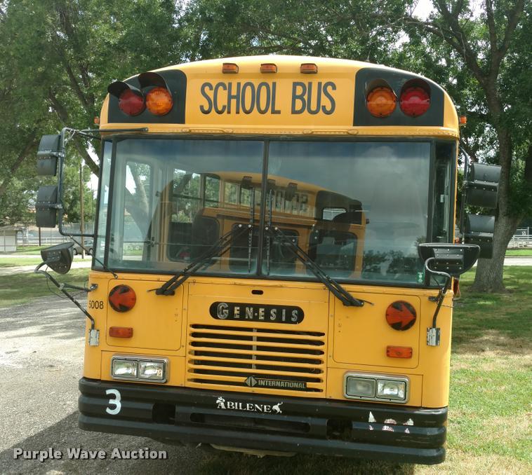 image for item DA5746 1995 Genesis AM Tran school bus