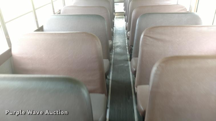 image for item DA5746 1995 Genesis AM Tran school bus