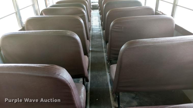 image for item DA5746 1995 Genesis AM Tran school bus