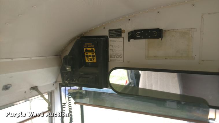 image for item DA5746 1995 Genesis AM Tran school bus