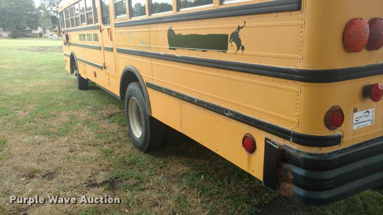 image for item DA5746 1995 Genesis AM Tran school bus