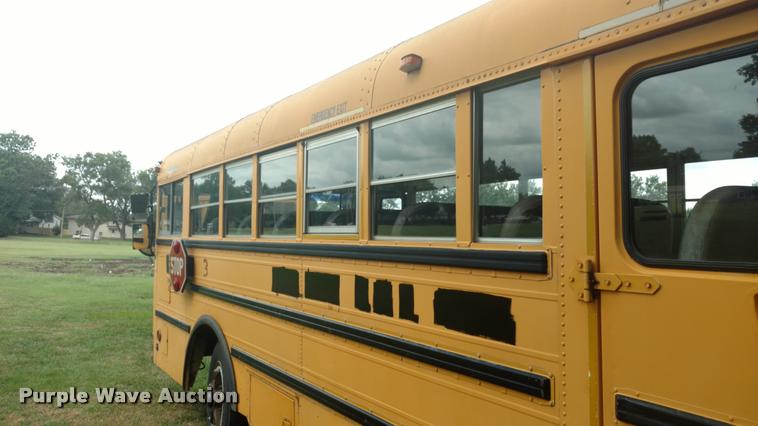 image for item DA5746 1995 Genesis AM Tran school bus
